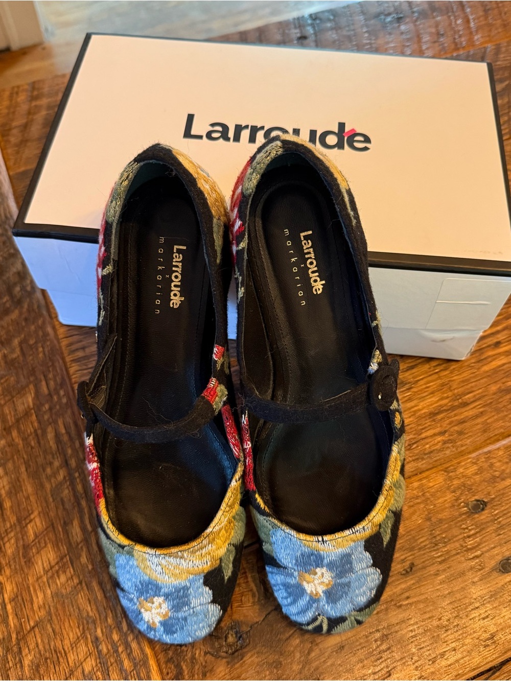 Larroude X Markarian Flat - Bharat Wool Floral Embroidery Black